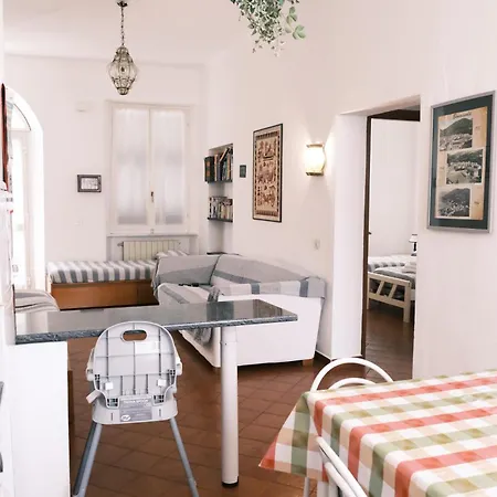 A Pochi Passi Dal Mare By Portofinovacanze