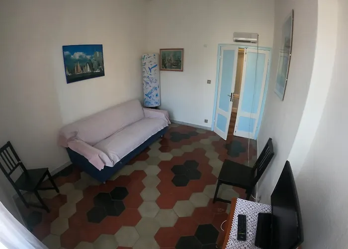 A Pochi Passi Dal Mare بوناسولا